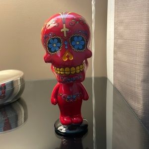 Sugar skull bobble head